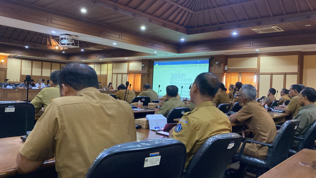 Rapat Penyusunan Raperda